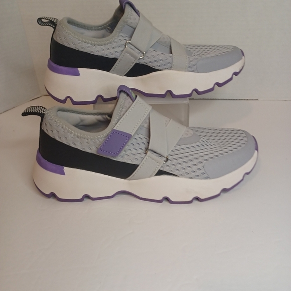 Avia Shoes - Women's AVIA Size 8 Easy-On Mesh Walking Comfort Shoes Sneakers‎ Gray/Purple